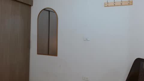 alix online show from 11-14-25, 04:28