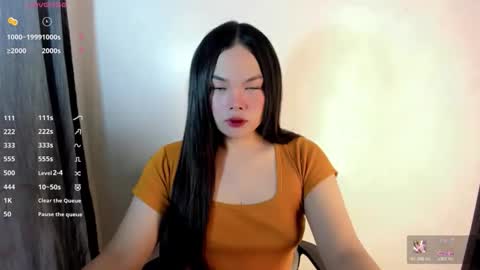 A CUTE GIRL NAME ALIYAH online show from 04-04-26, 01:04