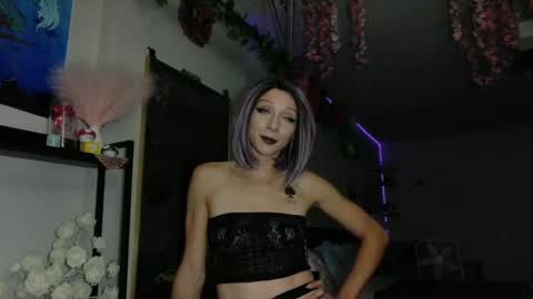 Snapshot of alizae_baby chatting on 09-14-25, 05:28 Alizae Richards online show from 09-14-25, 05:28