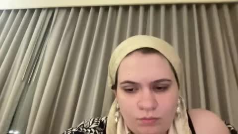 alizathejew online show from 04-19-26, 04:12