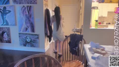 Alize Zaide online show from 01-02-25, 07:29