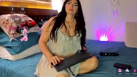 Andrea..... online show from 07-19-26, 05:05