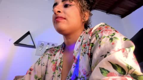 Snapshot of alizon_ chatting on 01-31-25, 12:50 Andrea online show from 01-31-25, 12:50