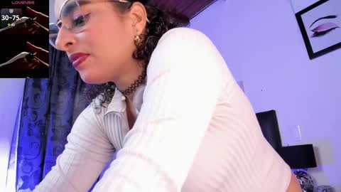 Snapshot of alizon_ chatting on 02-28-25, 08:50 Andrea online show from 02-28-25, 08:50