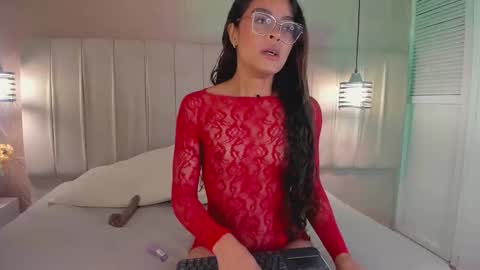 Snapshot of alizza_ chatting on 09-09-25, 12:05 alizza_ online show from 09-09-25, 12:05