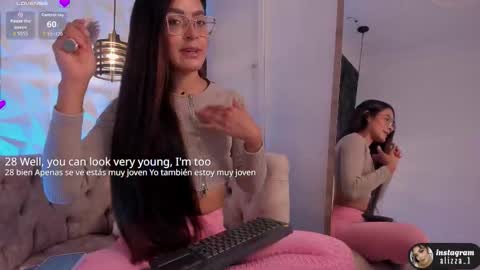 Snapshot of alizza_ chatting on 09-25-25, 11:47 alizza_ online show from 09-25-25, 11:47