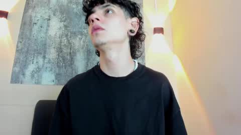 Snapshot of alkimia_tt chatting on 03-31-26, 12:38 JEFERSON online show from 03-31-26, 12:38