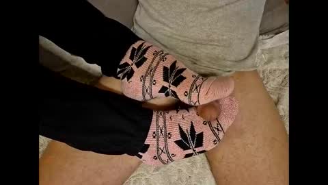 Snapshot of allaboutfeetcouple chatting on 11-02-25, 07:38 allaboutfeetcouple online show from 11-02-25, 07:38