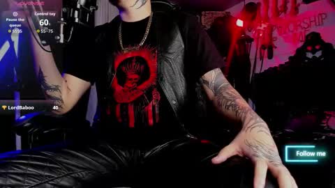 Snapshot of allanhurtss chatting on 11-13-25, 11:36 online show from 11-13-25, 11:36