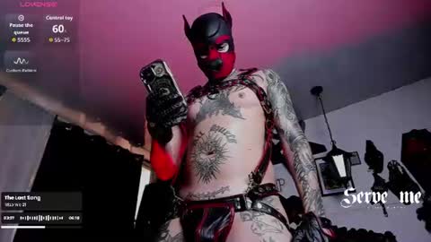 Snapshot of allanhurtss chatting on 06-16-26, 06:10 online show from 06-16-26, 06:10