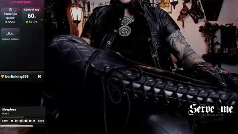 Snapshot of allanhurtss chatting on 06-17-26, 11:16 online show from 06-17-26, 11:16