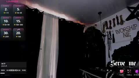 Snapshot of allanhurtss chatting on 07-26-26, 05:20 online show from 07-26-26, 05:20