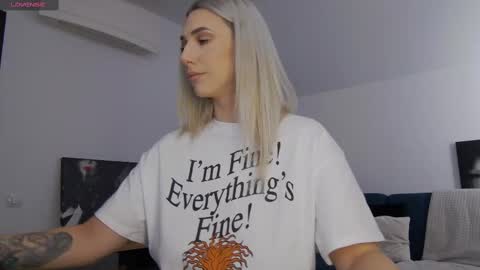 A day u didnt smile is a lost day online show from 02-24-25, 09:53