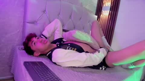 Allen online show from 02-07-25, 03:52