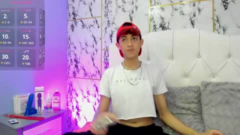 Allen online show from 03-04-25, 03:33