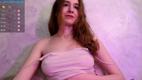 Snapshot of allendia chatting on 01-12-25, 05:22 Ellen online show from 01-12-25, 05:22