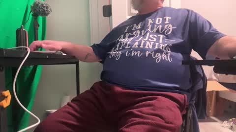 Allergictolove online show from 02-09-25, 09:06