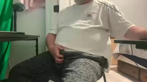 Allergictolove online show from 10-11-25, 09:13