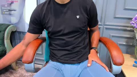 Snapshot of allessandrosantos chatting on 02-09-25, 11:15                                 Help me reach 100 likes online show from 02-09-25, 11:15