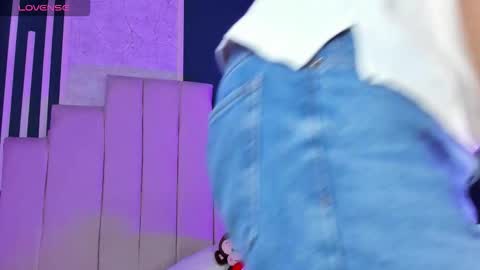 Allex online show from 11-23-25, 06:19