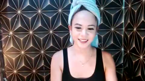 Snapshot of allfor_lavinia chatting on 12-19-25, 04:47 Lavinia online show from 12-19-25, 04:47