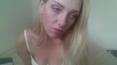 Snapshot of allforthedxll chatting on 01-09-25, 11:13 allforthedxll online show from 01-09-25, 11:13