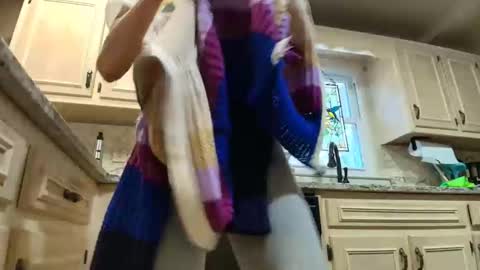 wishlist on bio online show from 02-24-26, 06:06