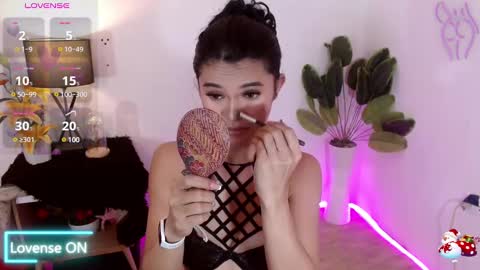 Snapshot of allhailyourmajesty chatting on 12-09-24, 09:17 allhailyourmajesty online show from 12-09-24, 09:17