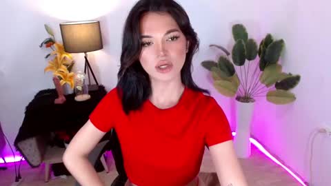 Snapshot of allhailyourmajesty chatting on 12-25-24, 11:54 allhailyourmajesty online show from 12-25-24, 11:54