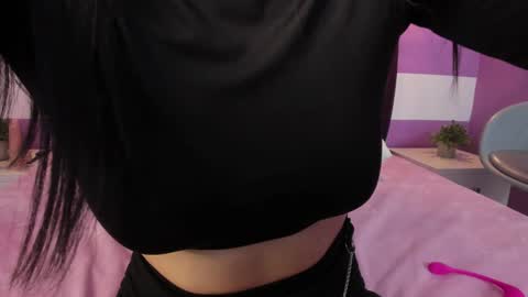 Snapshot of alli_cooper chatting on 12-11-24, 04:09 Ali online show from 12-11-24, 04:09