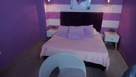 Snapshot of alli_cooper chatting on 01-18-25, 12:57 Ali online show from 01-18-25, 12:57