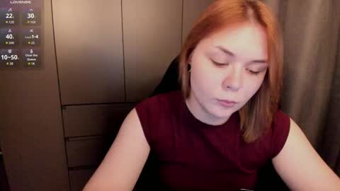 Snapshot of alli_zi chatting on 04-26-26, 07:44 Blair online show from 04-26-26, 07:44