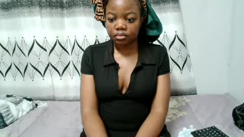 Snapshot of allibabexx chatting on 06-25-26, 07:51 allibabexx online show from 06-25-26, 07:51
