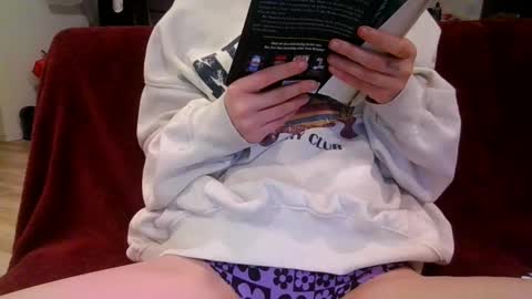 alliebearx online show from 02-27-25, 03:14