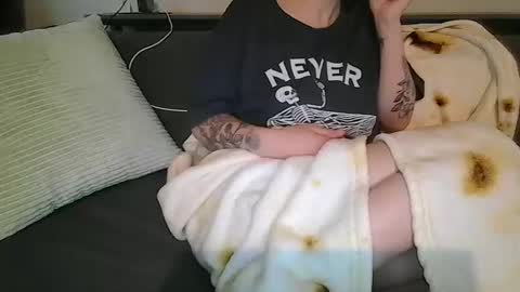 Snapshot of alliebearx chatting on 05-28-26, 03:15 alliebearx online show from 05-28-26, 03:15