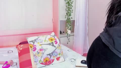 ALISON   online show from 03-23-26, 07:40