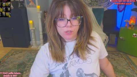 Snapshot of allieberrybb chatting on 01-31-25, 04:59  bb  online show from 01-31-25, 04:59