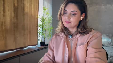 Allie online show from 04-01-26, 01:41