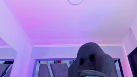    online show from 01-31-25, 04:59