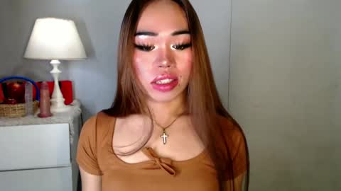 Snapshot of allirah20x chatting on 12-07-24, 04:58 Allirah online show from 12-07-24, 04:58