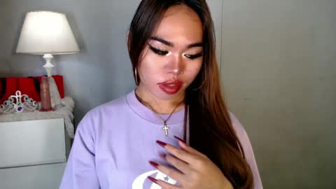 Snapshot of allirah20x chatting on 12-20-24, 06:45 Allirah online show from 12-20-24, 06:45