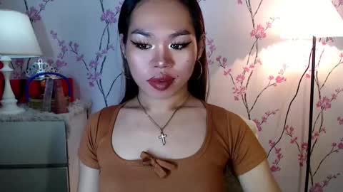 Snapshot of allirah20x chatting on 01-08-25, 05:15 Allirah online show from 01-08-25, 05:15