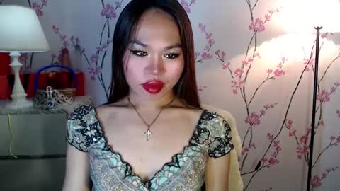 Snapshot of allirah20x chatting on 01-26-25, 01:31 Allirah online show from 01-26-25, 01:31