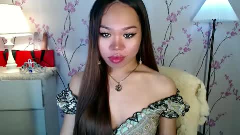 Snapshot of allirah20x chatting on 02-24-25, 07:19 Allirah online show from 02-24-25, 07:19