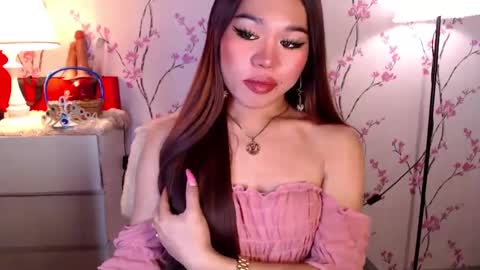 Snapshot of allirah20x chatting on 03-12-25, 11:44 Allirah online show from 03-12-25, 11:44