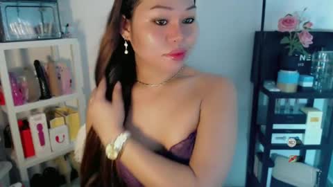 Snapshot of allirah20x chatting on 06-16-26, 01:30 Allirah online show from 06-16-26, 01:30