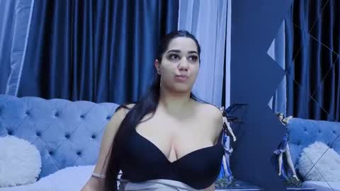 Snapshot of allison_karter chatting on 09-23-25, 04:04 Allison online show from 09-23-25, 04:04