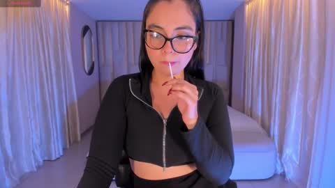 Snapshot of allisonrogersx chatting on 02-09-25, 04:46 Allison Rogers online show from 02-09-25, 04:46