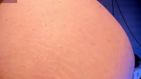 Snapshot of allisonrogersx chatting on 02-19-25, 10:12 Allison Rogers online show from 02-19-25, 10:12