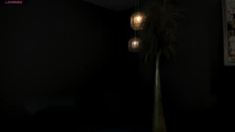 Snapshot of allisonrogersx chatting on 09-11-25, 03:06 Allison Rogers online show from 09-11-25, 03:06